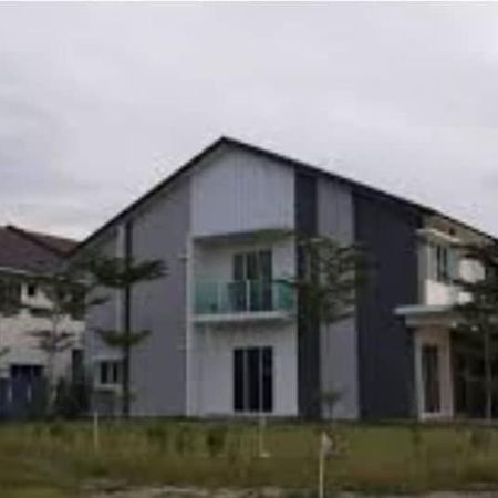 Karak Indah Homestay Exterior photo